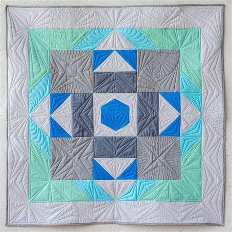 New Craftsy Class: Angela Walters’ Dot to Dot – Christa Quilts