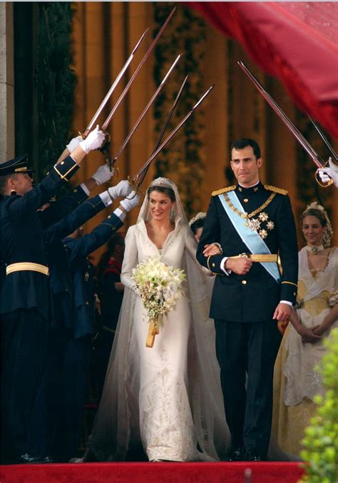 Queen Letizia and King Felipe of Spain Wedding | Pictures | POPSUGAR Latina