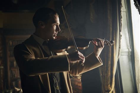 SHERLOCK Returns to its Victorian Roots With "The Abominable Bride"