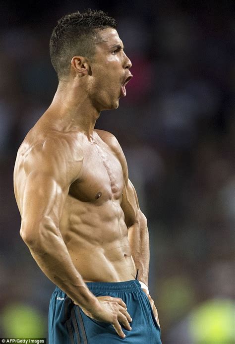 Cristiano Ronaldo has the physical attributes of a 20-year-old | Daily ...