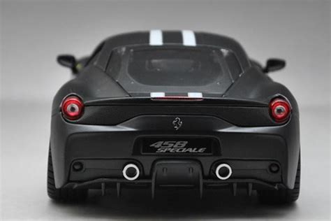 Ferrari 458 Speciale Diecast Car Model 1:18 Scale [SD03H013]