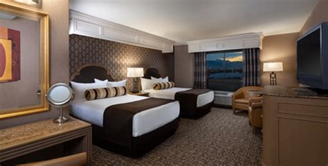 Las Vegas Hotel Rooms | Golden Nugget Las Vegas