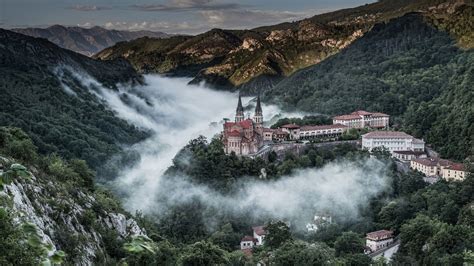 Covadonga, Asturias, Spain - Heroes Of Adventure