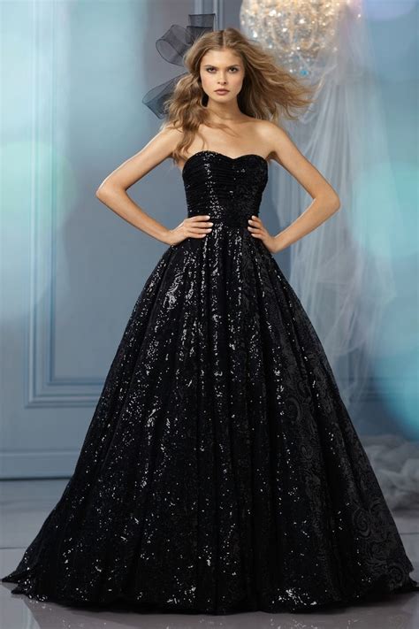 25 Gorgeous Black Wedding Dresses - Deer Pearl Flowers