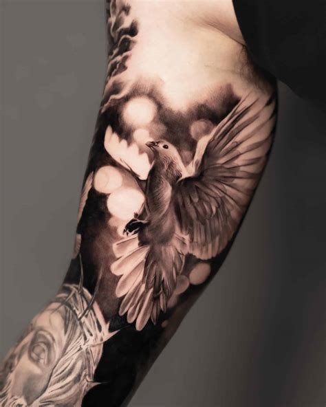 Aggregate 79+ realism dove tattoo - in.cdgdbentre