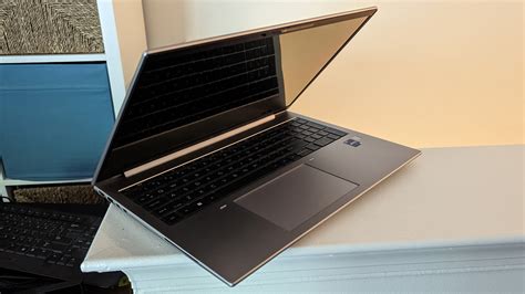 HP ZBook Firefly G10 16-Inch First Impressions - Thurrott.com