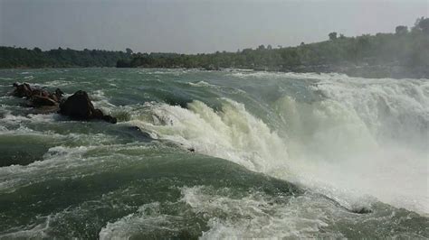 Bhedaghat Dhuandhar Waterfall ,Marble Rock Narmada Jabalpur - YouTube