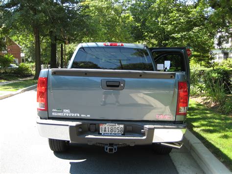 2011 GMC Sierra SLE - Tailgate 1 | Road Reality