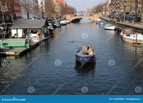 CHRISTIANSHAVN CANAL editorial photo. Image of denmark - 114355856