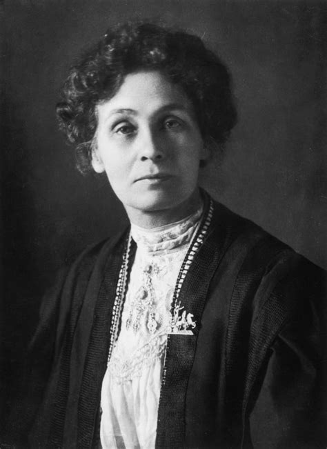 Biography of Emmeline Pankhurst, Women's Rights Activist | Emmeline pankhurst, Suffragette ...