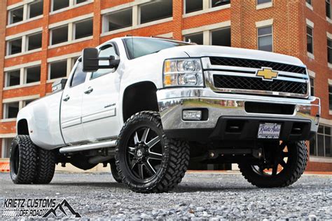 2011 Chevy 3500 Dually With Fuel Wheels | Krietz Auto