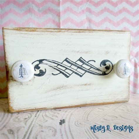 Misty D. Designs: DIY necklace hanger.