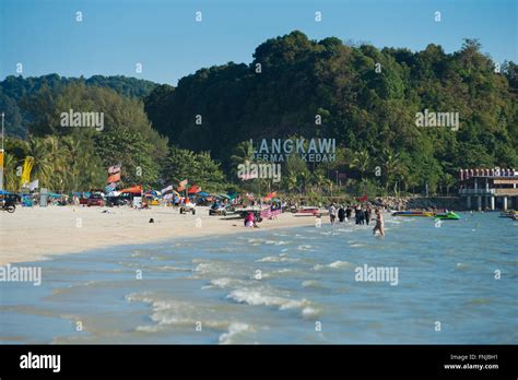 Pantai Cenang Beach, Langkawi, Malaysia Stock Photo - Alamy