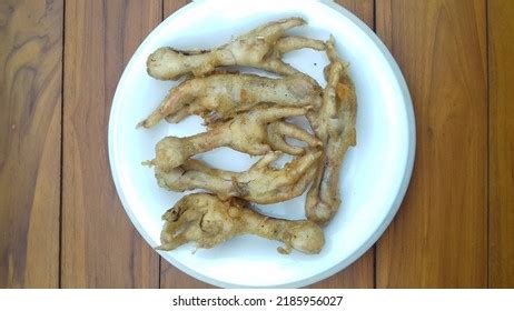 Fried Chicken Feet: Over 2,235 Royalty-Free Licensable Stock Photos ...