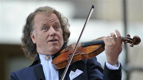 Andre Rieu waltzes his way to Nassau Coliseum - Newsday