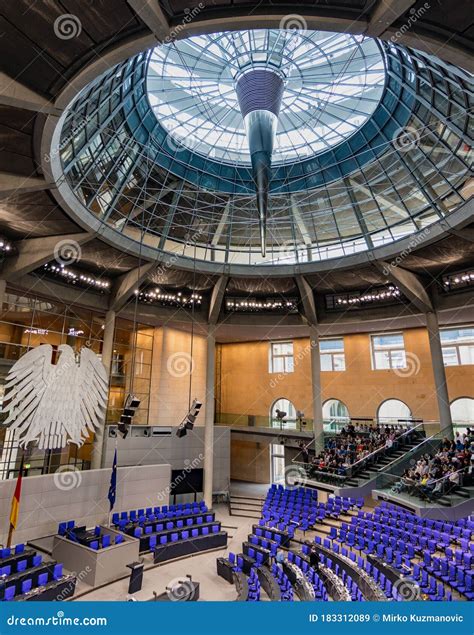 German Reichstag, Main Hall of the German Federal Parliament Editorial ...