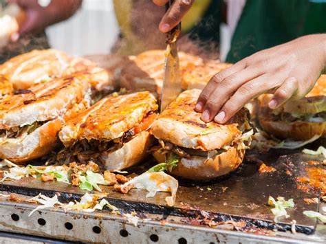 The Best Street Food to Eat in Mexico City | Condé Nast Traveler