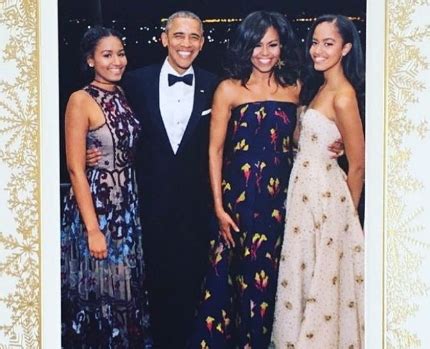 The Obamas Release 2016 Christmas Card As They Prepare To Leave The ...