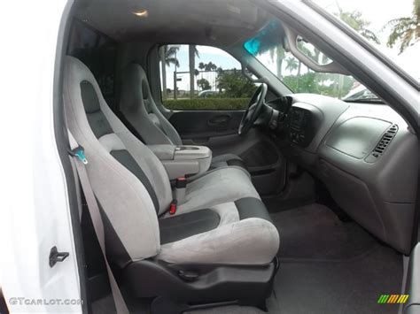 2001 Ford F150 SVT Lightning interior Photo #57016781 | GTCarLot.com