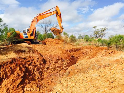 Free Images : red, soil, machinery, material, australian, geology, earth, digger, excavator ...