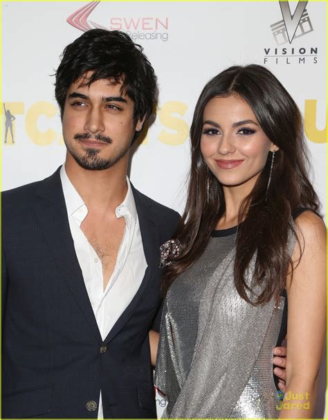 Full Sized Photo of victoria justice avan jogia outcasts premiere with ...