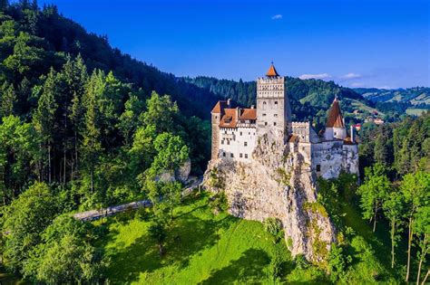 The most beautiful European castles | loveexploring.com