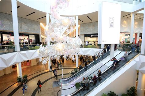 The new rules you must follow at Meadowhall from today as more shops reopen | Derbyshire Times