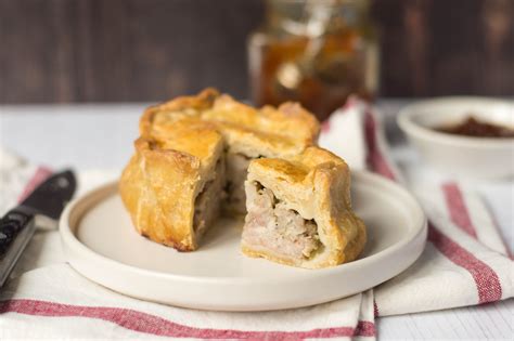 How to Make a Traditional Hand-Raised Pork Pie