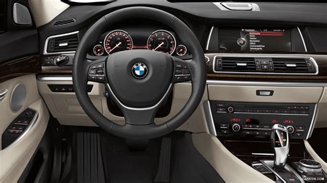 2014 BMW 5-Series Gran Turismo - Interior | Caricos