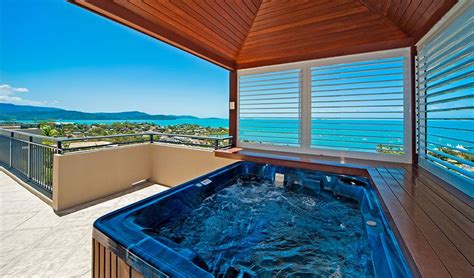 Luxury Airlie Beach Accommodation - Pinnacles Resort and Spa Whitsundays | Beach accommodation ...