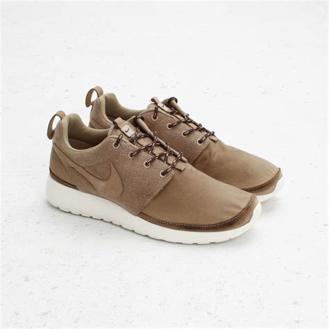 ShopStyle | Brown nike shoes, Popular shoes, Nike shoes