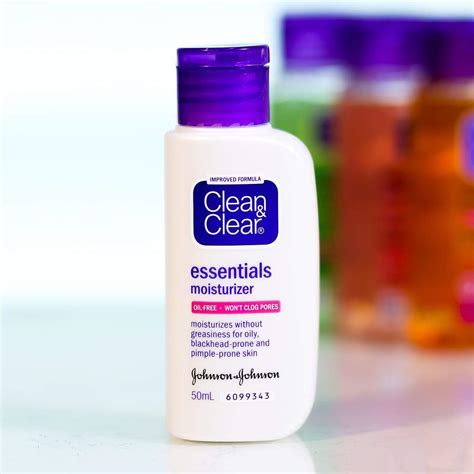 CLEAN & CLEAR ESSENTIAL MOISTURIZER 50 ML – Al-Fatah