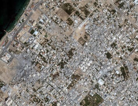 Before and after aerial pictures show deadly Gaza destruction in full ...