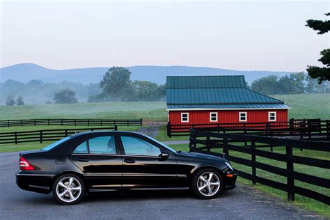Gambar : tanah pertanian, roda, lumbung, peternakan, Mobil sport, bumper, bmw, pagi, kendaraan ...