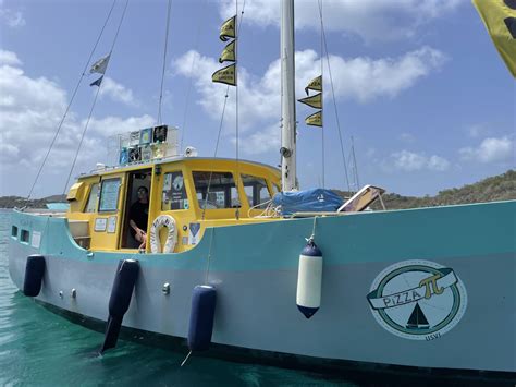 Pizza Pi Pizza Boat, USVI | Sunshine Daydream Boat Charters