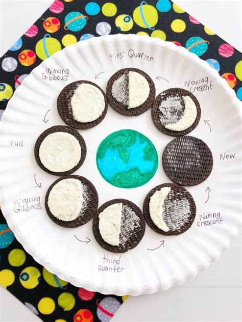 Oreo Moon Phases - Little Bins for Little Hands