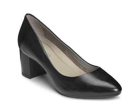 Women's Black Low Heel: 1"-2" Dress Pumps & Sandals | DSW