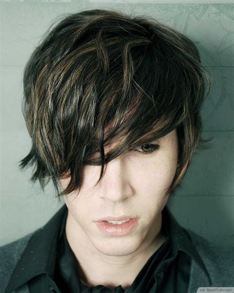 Short Hair Short Emo Hairstyles For Guys - Hairstyle Guides