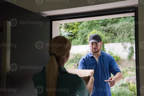 Pizza Delivery Man 10782464 Stock Photo at Vecteezy