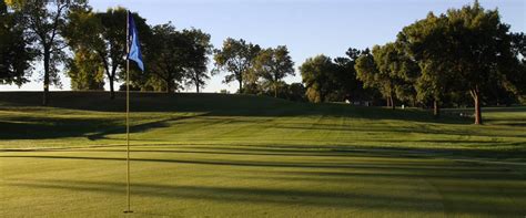 Hyland Greens Golf | Three Rivers Park District