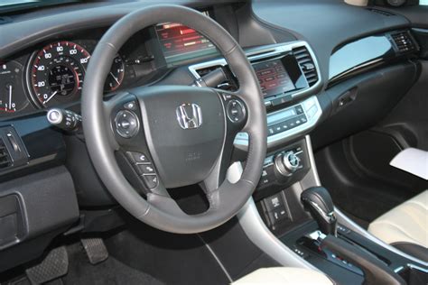 Car Report: Honda Accord Coupe fun for grown ups - WTOP News