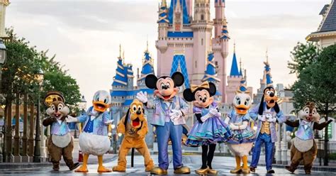 Guide to Going to Disney World in January - Disney Insider Tips