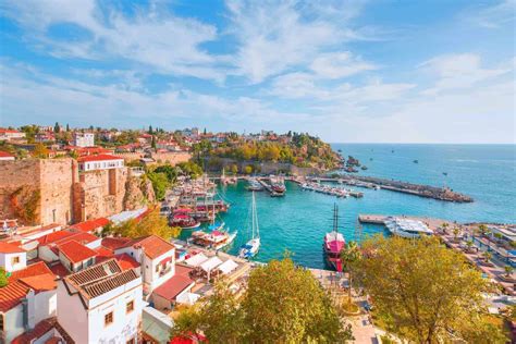 What It's Like Living In Antalya, Turkey as An Expat