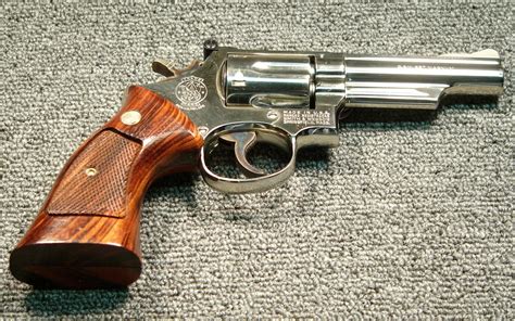 Download Man Made Smith & Wesson 357 Magnum Revolver HD Wallpaper