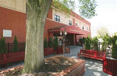 Assisted Living in Queens, NY | AssistedLiving.org