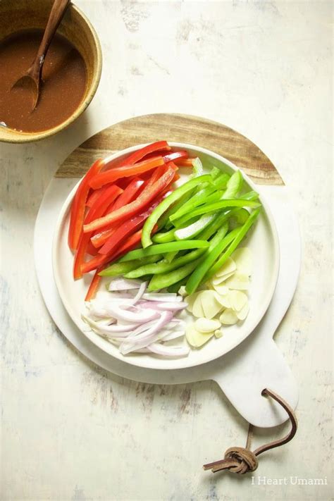 Chinese Pepper Steak Stir-Fry (Paleo, Whole30, Keto) | I Heat Umami