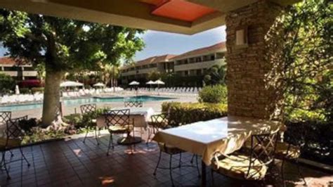 Hilton Palm Springs Resort, CA - RoomStays.com - YouTube