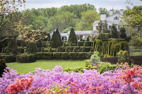 One of the World's Most Beautiful Topiary Gardens Is in Maryland, and ...