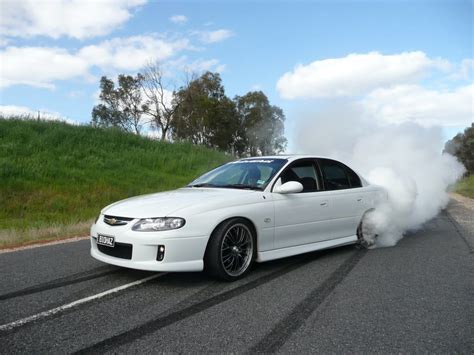 Commodore Burnout | Commodore, Holden commodore ss, Holden commodore