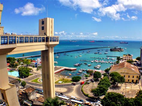 [Building] Lacerda Elevator in Salvador, Bahia, Brazil : r/architecture